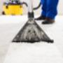 LAVADO DE ALFOMBRAS: Servicio eficaz en limpieza y lavado, desinfección y protección de sus alfombras. 
Contamos con nuestro equipo altamente capacitado para realizar estos trabajos de limpieza.​​​​​​​
Utilizamos productos que no solo remueven las manchas, además trabajamos con productos que son amigables con el ambiente y para su salud.