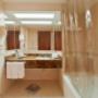 Suite Bathroom